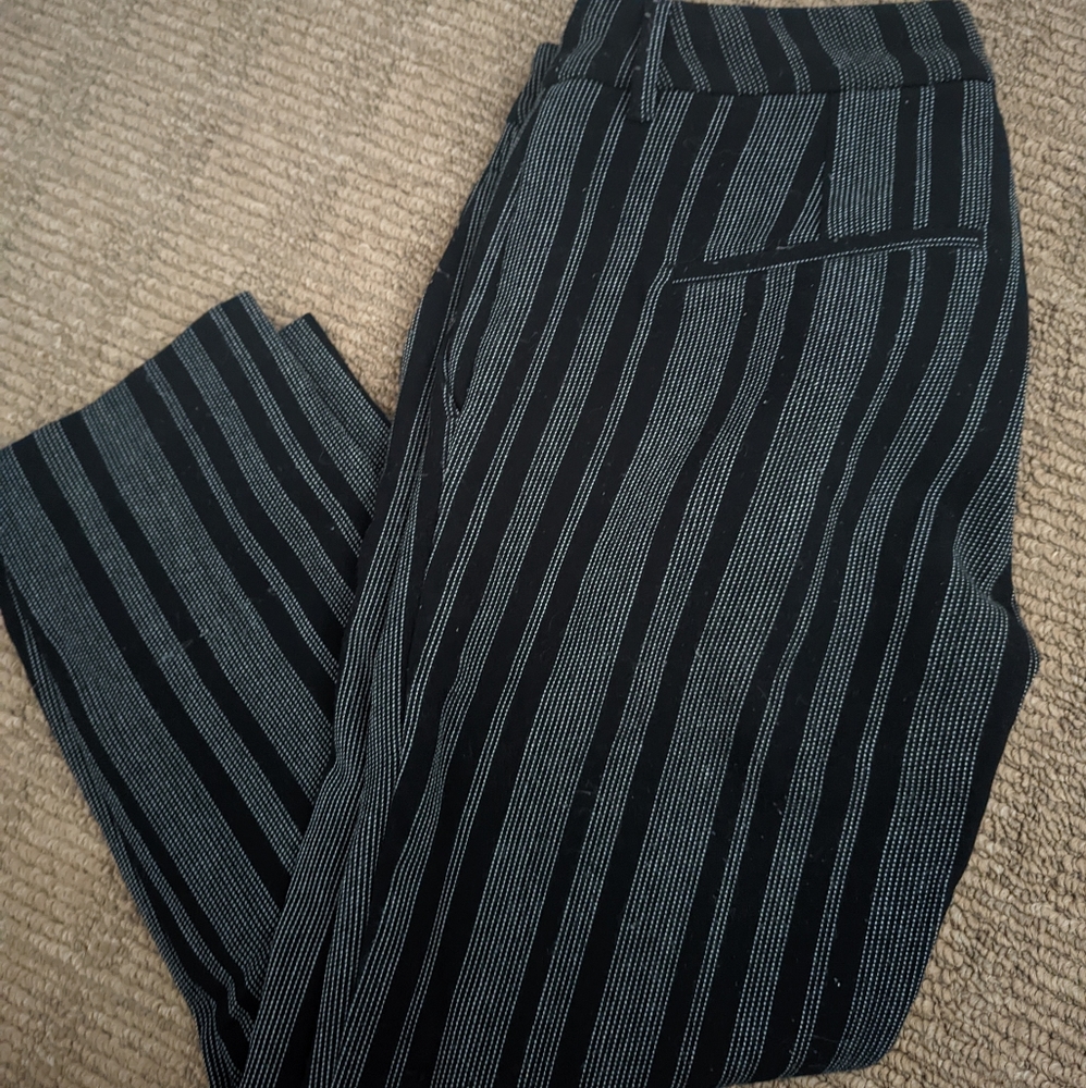 Old Navy Stripped Cropped Work Pants